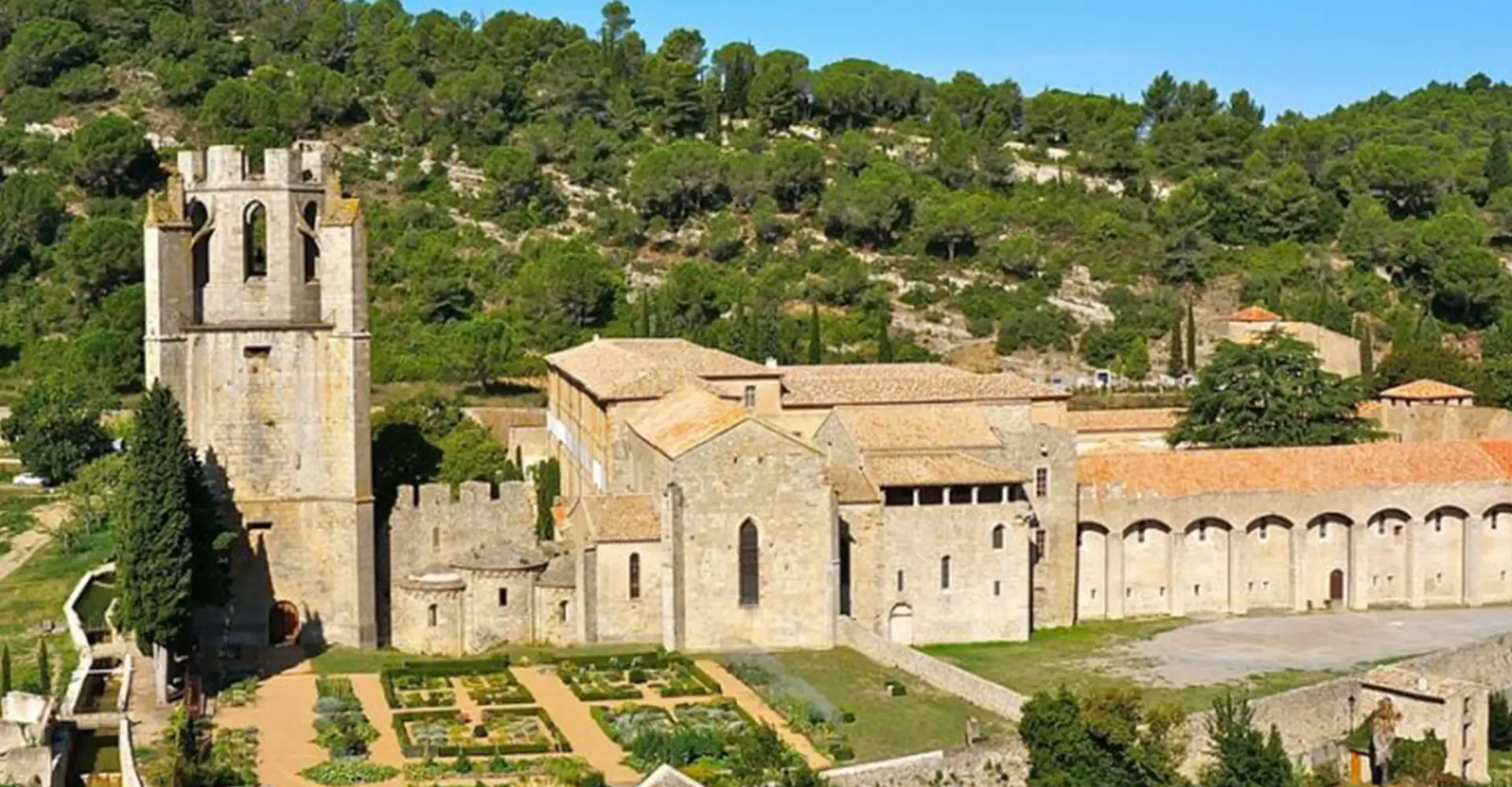 Abbaye de Lagrasse
