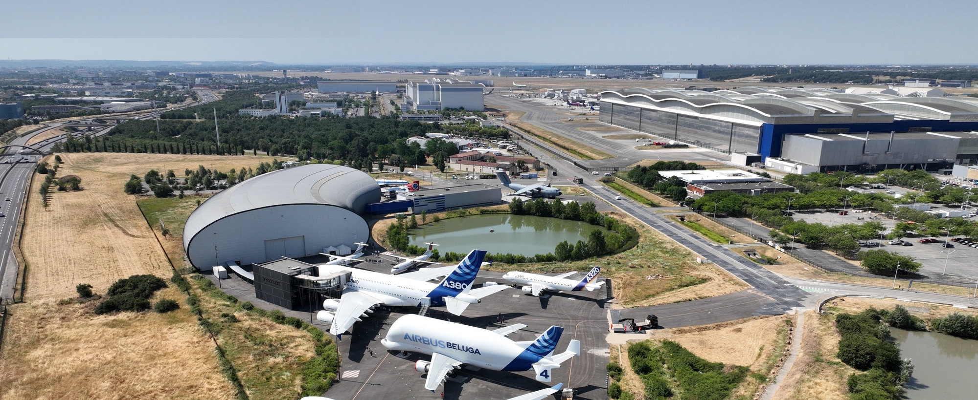 LE BELUGA REJOINT LE MUSEE AEROSCOPIA